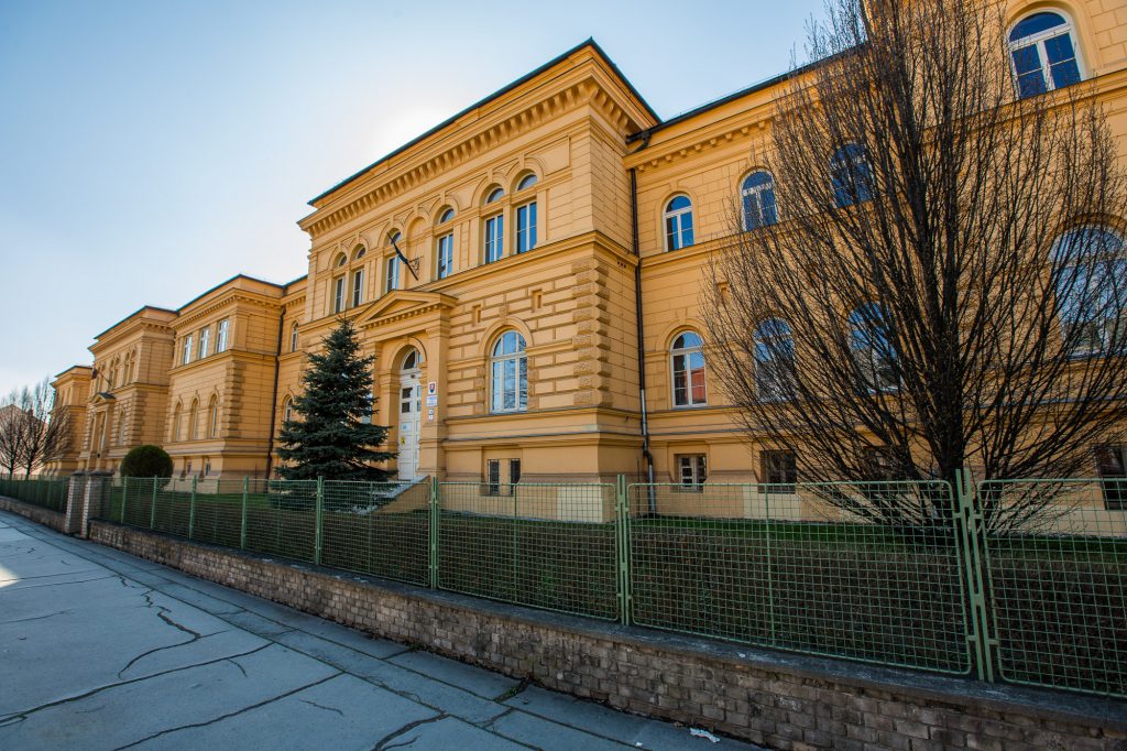 Gymnázium Školská Spišská Nová Ves